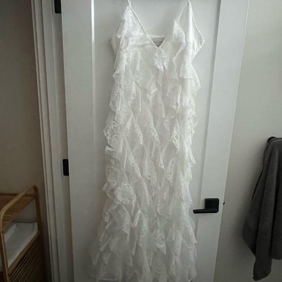 BHLDN Jia Bias-Cut Lace Ruffled V-Neck Gown - Picture 5 of 8